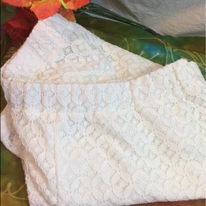 Dept 222 White Lace Elastic Waist Shorts Size 14